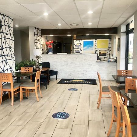 Days Inn By Wyndham Asheville Downtown North Woodfin Exterior photo